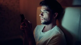 האם מותר להיות בטלפון בראש השנה?