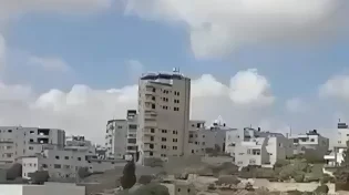 רגע ירי הטיל לבית המחבל בחברון
