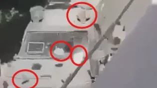 המחבלים רוגמים בסלעים והג'יפ נמלט