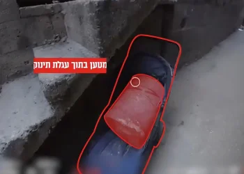  עגלת ילדים ובתוכה מטען חבלה 