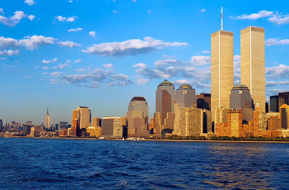 רגע הפגיעה במגדלי התאומים 