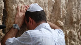 מהי העבירה הכי חמורה בתורה?