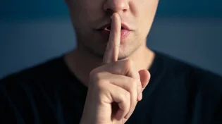 מה אמר דוד המלך על מי שמלשין ומרכל?