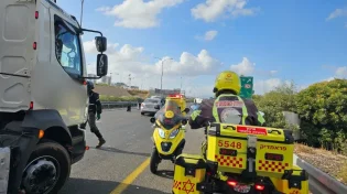 גבר נפצע בינוני מפיצוץ רכב במחלף ביאליק
