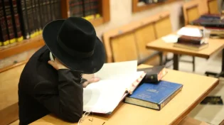 מי נקרא בזמננו צדיק שכדאי לקבל ממנו ברכה?