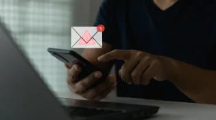 ישראלים קיבלו הודעות SMS מזויפות מפיקוד העורף