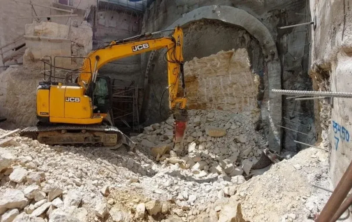 החלו העבודות ההיסטוריות לבניית מעלית שתנגיש את הכותל למבקרים