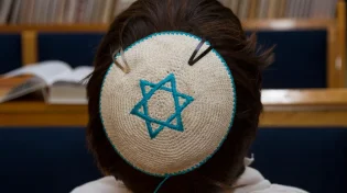 למה צדיקים סובלים בעולם?