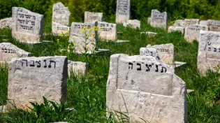  האם מותר לתת לילד שם שני על מישהו שנפטר ללא ילדים?