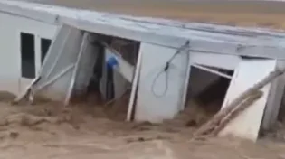 בתים נסחפים בשיטפונות עזים בטורקיה&nbsp;