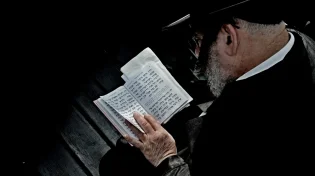 האם קבלת ייסורים בשמחה עוזרת בכפרת העוונות?