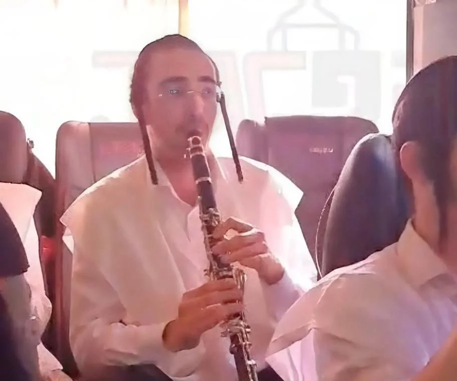 בחורים בדק לציון רבי נחמן מברסלב