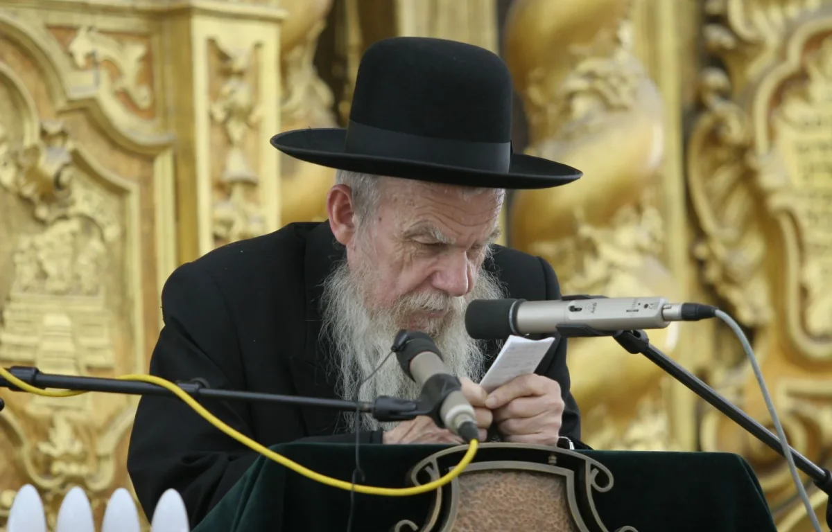 כיבוד אב ואם - מעבר למעשים: משנתו של מרן הגרי"ג אדלשטיין זצ"ל