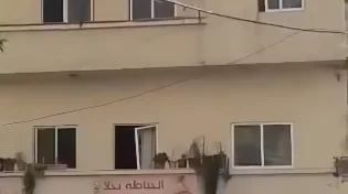 לאחר ההפצצות: בניין ענק קורס בלבנון