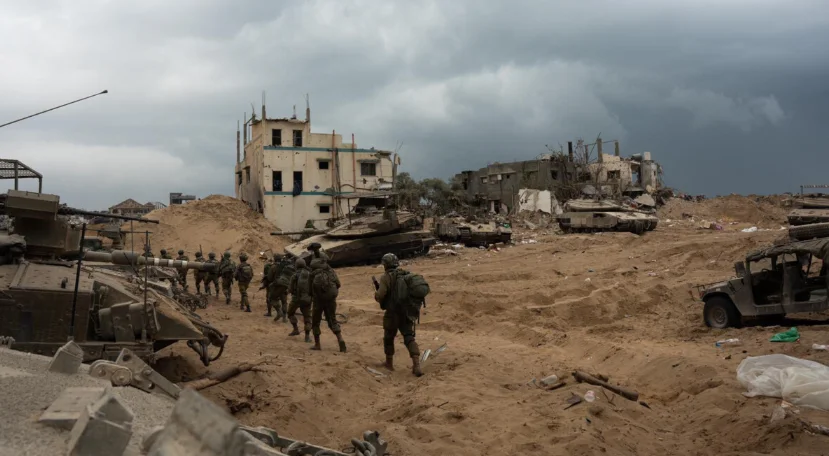 חטופים חטופים