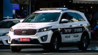 נגרר על ידי המשטרה: "למה ה' עושה לי את זה?"