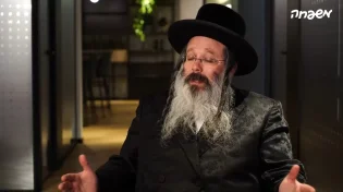בדמעות ובקול נשבר: המשפיע הרב שמעון שנייבלג מספר על בנו