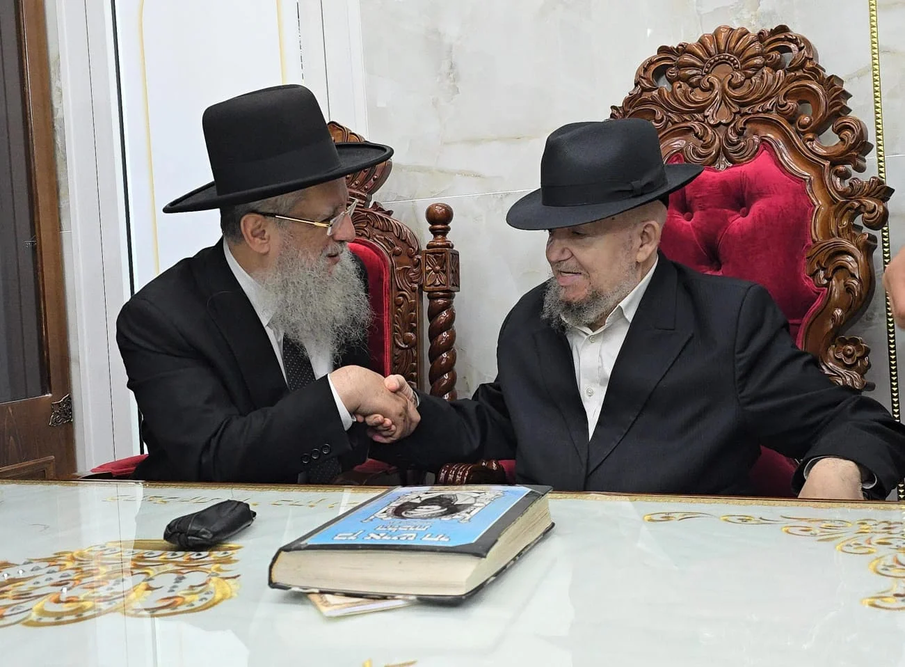 הראשון לציון הנבחר ביקר את הגר"מ מאזוז: "אני שליח של הרב"