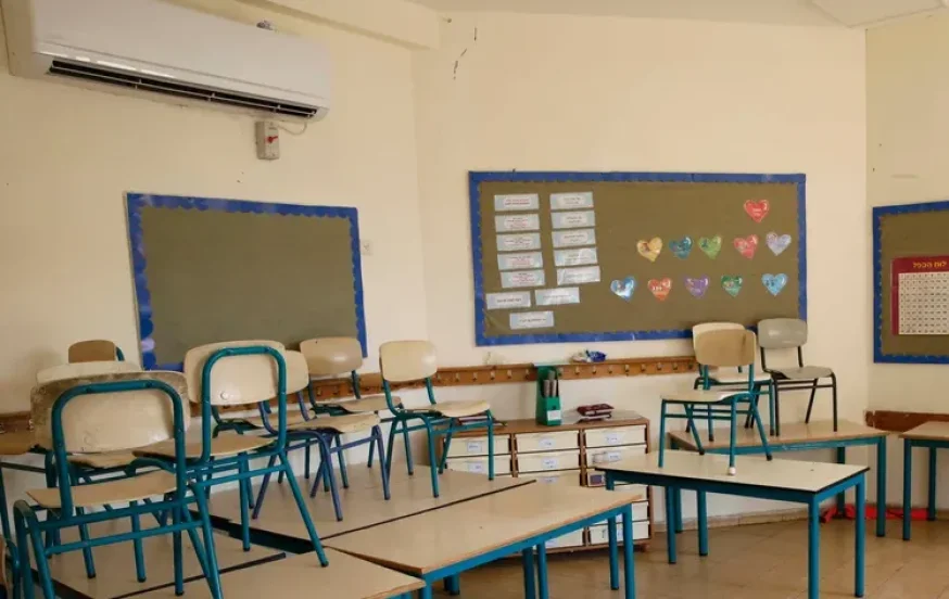 שר החינוך החרדי מאשים: "אגף התקציבים העלים כסף" שר החינוך החרדי מאשים: "אגף התקציבים העלים כסף"