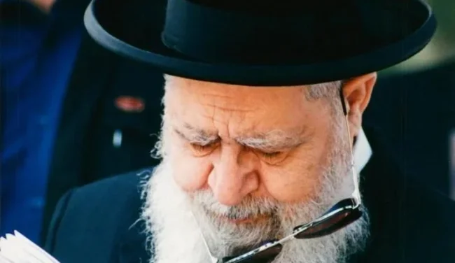 דמעות של קדושה: הראשון לציון חושף את סוד אהבתו של מרן