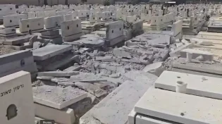 אין נפגעים: נפילה בתוך בית הקברות