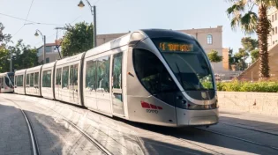 משלוח כבד: הרכבת הקלה על המשאית