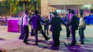 האם מותר לערוך הקפות בשבת?