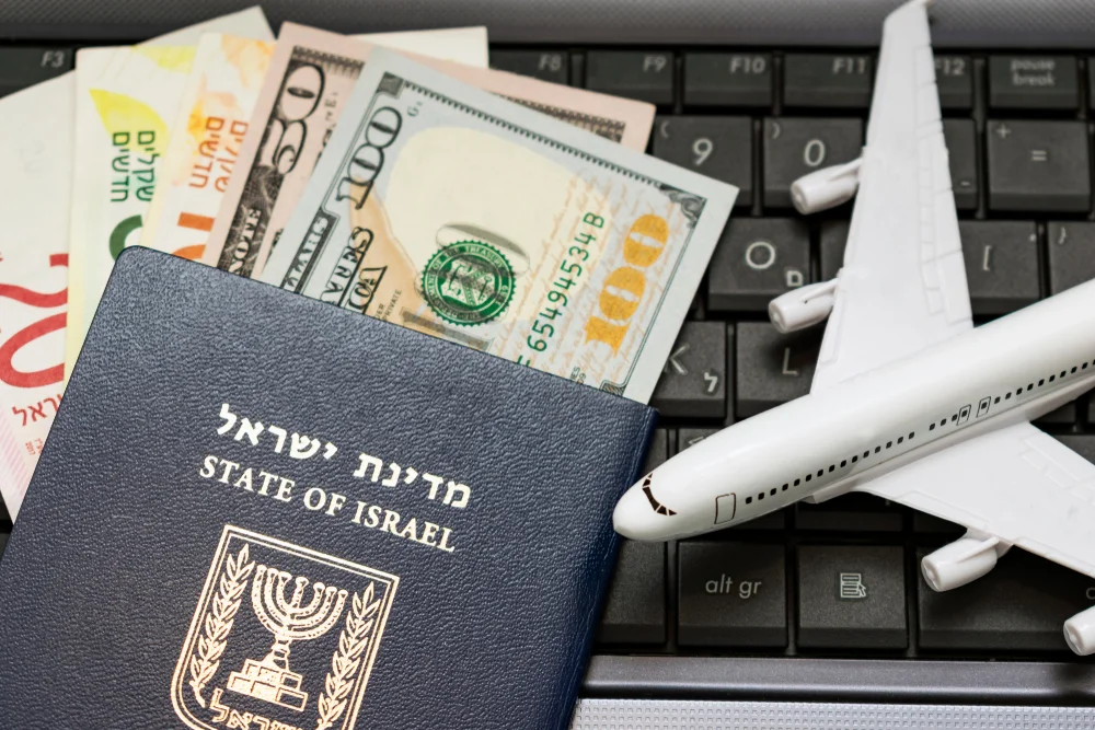 האם מותר ליהודים לחיות בחו"ל?