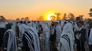 תפילה מרטיטה במתחם הנובה