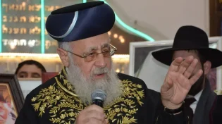 הראשל"צ במכתב חריף: לבטל פעילות שאינה לימוד או תפילה