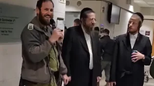 מצמרר: החסידים שנפגשו עם הלוחם שנפל