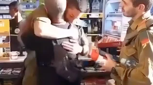 אל תיקח מהם כלום: ההפתעה שחיכתה לחיילים