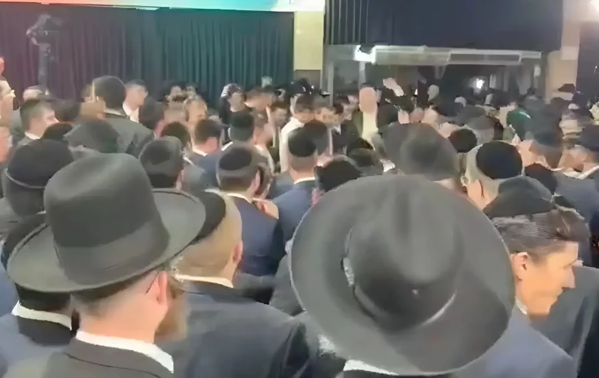 חמור בחתונה אמש באלעד