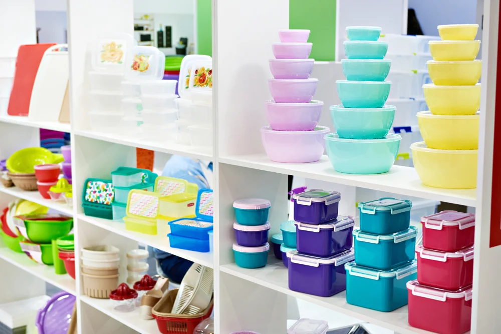 האם יש צורך להטביל כלים שעשויים מפלסטיק? האם יש צורך להטביל כלים שעשויים מפלסטיק?