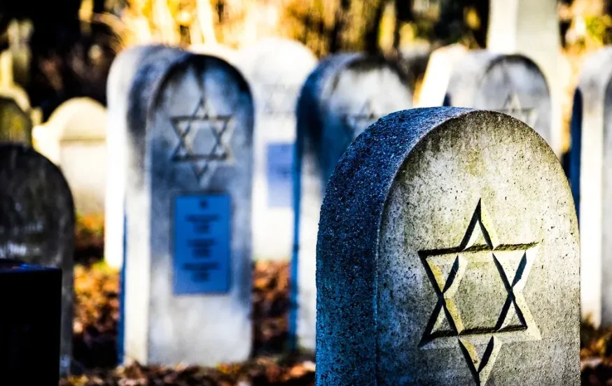 האם ניתן לדחות חובות הלכתיים בתקופת אבלות? הרב אברהם ישעיהו בן חמו משיב על השאלה האם ניתן לדחות חובות הלכתיים בתקופת אבלות? הרב אברהם ישעיהו בן חמו משיב על השאלה