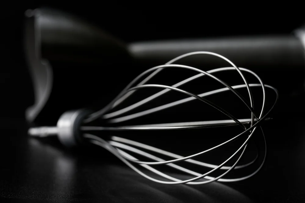 האם חייבים להטביל כלים שנוצרו על ידי מכונה?