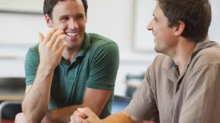 דאגה בלב איש ישיחנה: כך תהפכו ל'פסיכולוגים' טובים