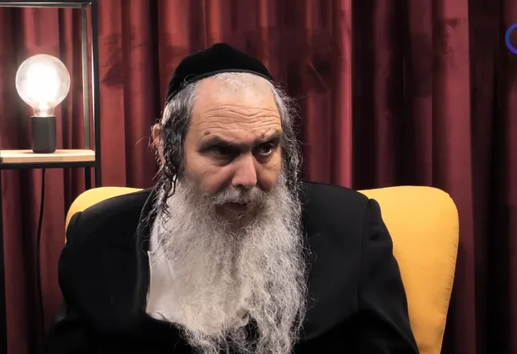הרב שלום ארוש - 'צריך להתפלל על כל עם ישראל'
