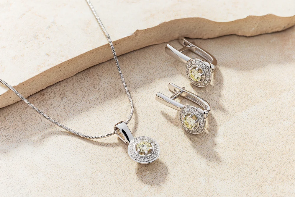 האם יש הבדל בין תכשיטים לגברים ותכשיטים לנשים?