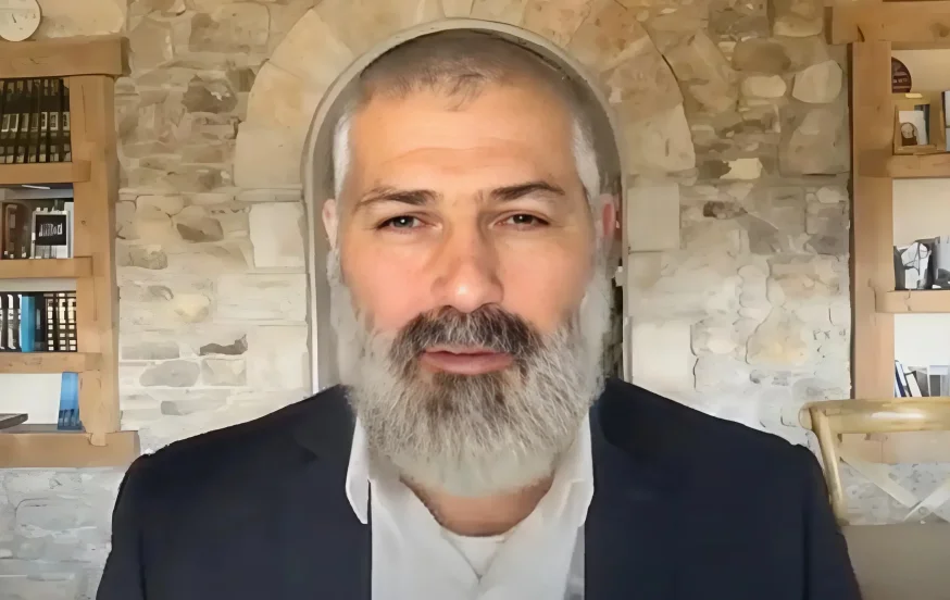 צבי יחזקאלי חושף את המציאות המורכבת במערב צבי יחזקאלי חושף את המציאות המורכבת במערב