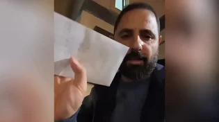 הסטנדאפיסט המוכר מתחיל להתחזק. ויש לו מה לספר