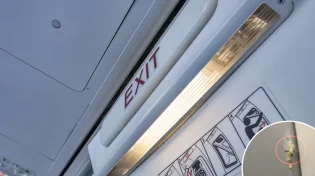בהלה באוויר: המטוס האמריקאי חטף יריות באוויר