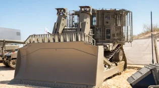 "מציל חיי אדם": ה-D9 של צה"ל שפועל בעזה ללא נהג