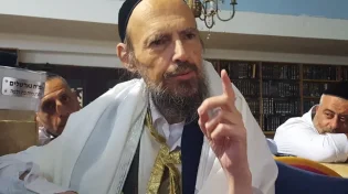 העונש הפומבי שנתן לעצמו הרב דב קוק ברדיו קול ברמה