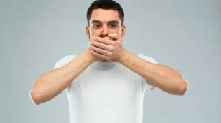 פלטתי שטות. למה אני חסר טאקט?