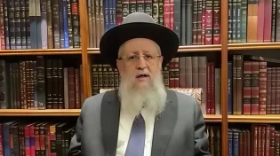 לאחר האסון: הרב הראשי בחיזוק לאנשי חב"ד בעולם