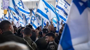 אנשי המחאה הופתעו מתגובתו של שר התרבות - צפו