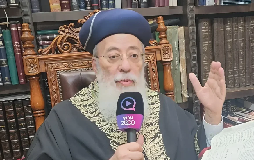 "הפרת פסק דין תורה": הגר"ש עמאר גינה את העלייה אל הר הבית "הפרת פסק דין תורה": הגר"ש עמאר גינה את העלייה אל הר הבית