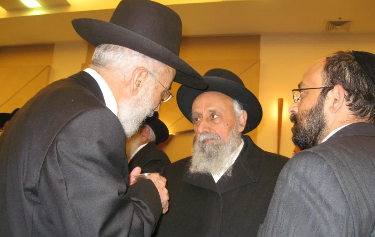 לקרוע שערי שמים: הידרדרות במצבו של מרן הרב בעדני שליט"א לקרוע שערי שמים: הידרדרות במצבו של מרן הרב בעדני שליט"א