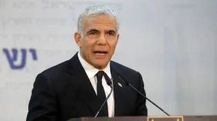 דורש מלפיד וגנץ: תכנית חירום מידית לאכיפה ולהרחבת כביש 60